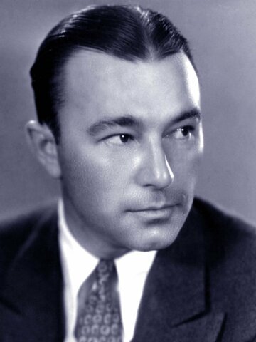 Robert Armstrong Headshot