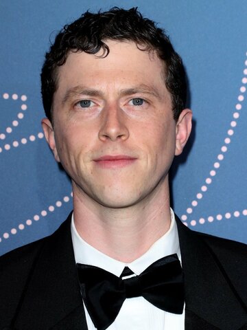 Finnegan Oldfield Headshot