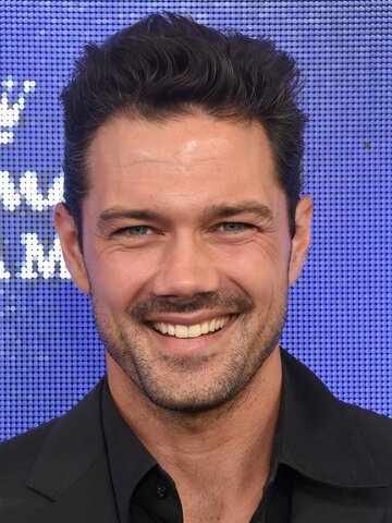 Ryan Paevey Headshot