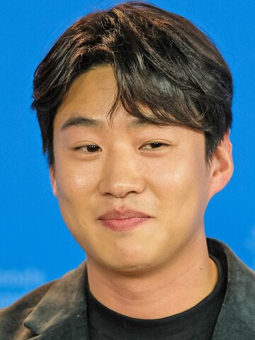 Ahn Jae-hong Headshot