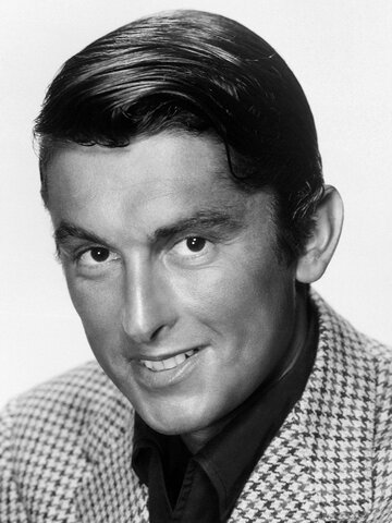 Robert Evans Headshot