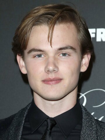 Garrett Wareing Headshot