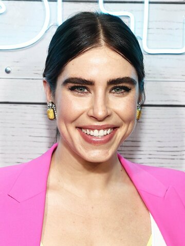 Alexandra Turshen Headshot