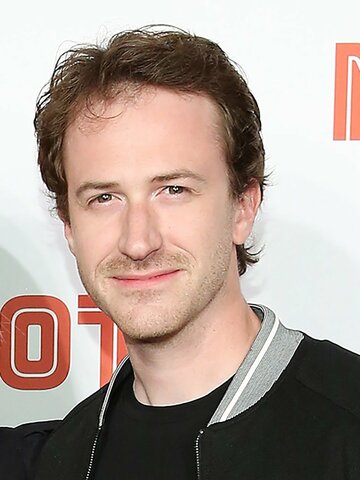 Joseph Mazzello Headshot
