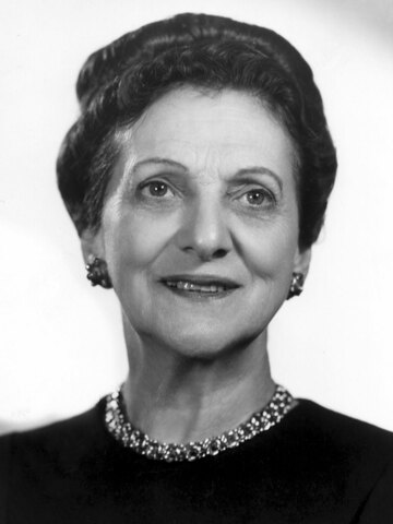 Beulah Bondi Headshot