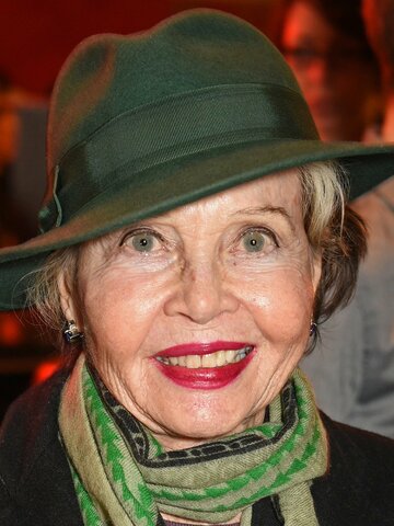 Leslie Caron Headshot