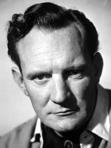 Trevor Howard Headshot