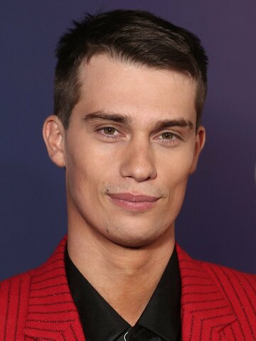 Nicholas Galitzine Headshot