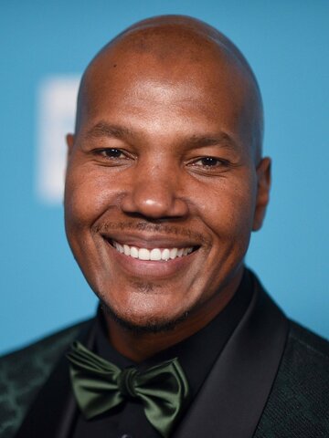 Isaac Keys Headshot