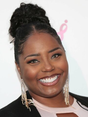 Shar Jackson Headshot