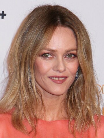 Vanessa Paradis Headshot