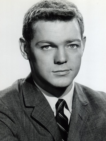 James MacArthur Headshot