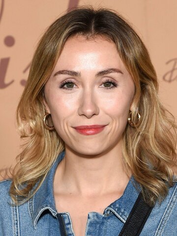 Caitlin Reilly Headshot