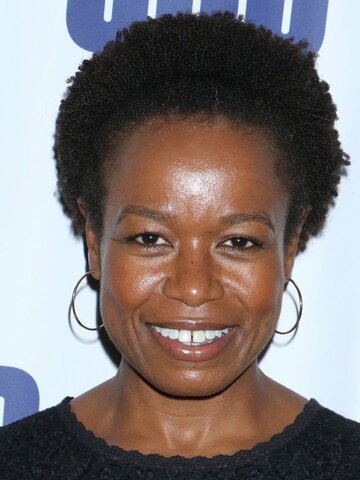 Quincy Tyler Bernstine Headshot