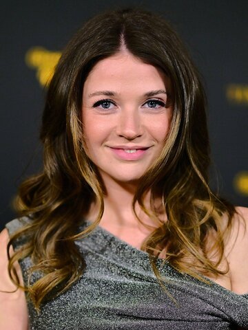 Sarah Fisher Headshot