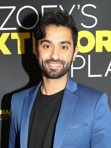 Kapil Talwalkar Headshot