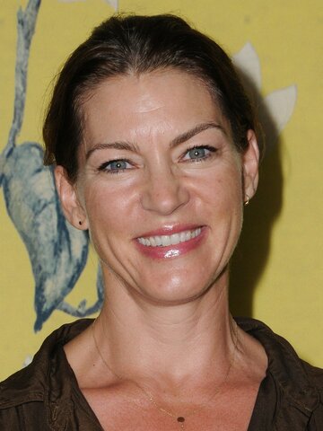 Rya Kihlstedt Headshot