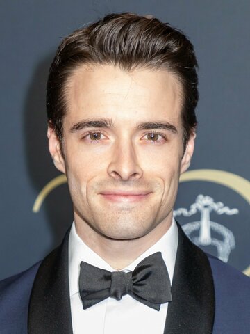 Corey Cott Headshot