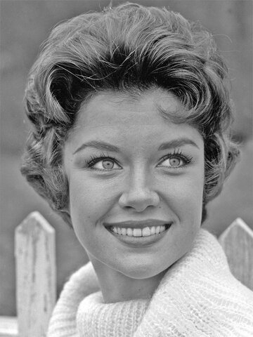 Emily Banks Headshot