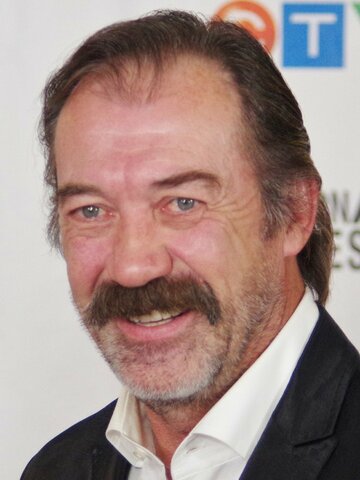 Shaun Johnston Headshot