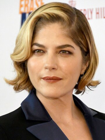 Selma Blair Headshot
