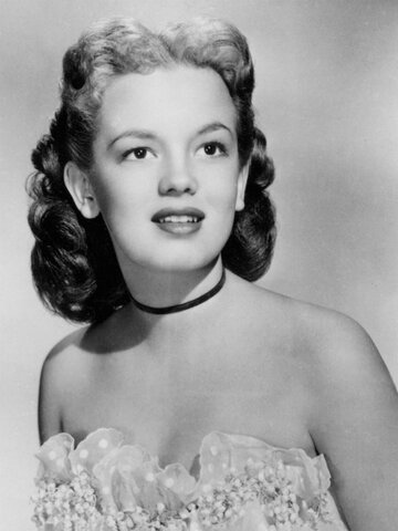 Joan Evans Headshot