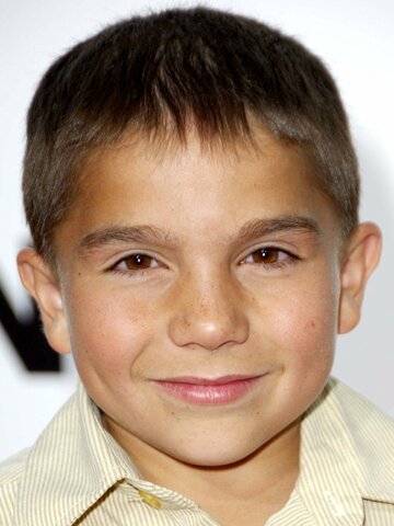Linden Porco Headshot