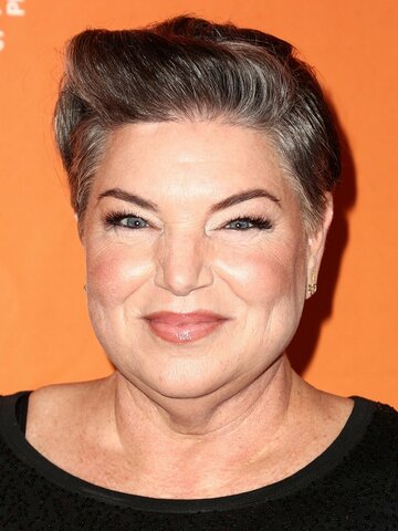 Mindy Cohn Headshot