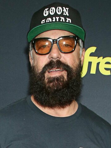 Titus Welliver Headshot