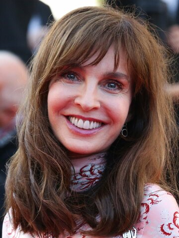 Anne Parillaud Headshot