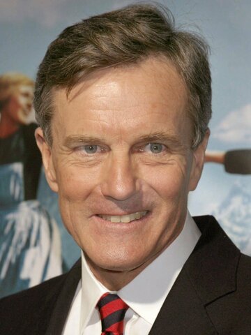 Nicholas Hammond Headshot
