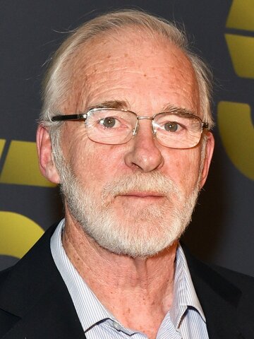 Ian McElhinney Headshot