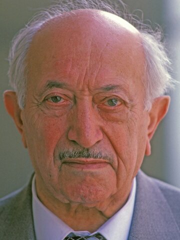Simon Wiesenthal Headshot