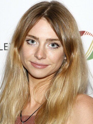 Maddie Phillips Headshot