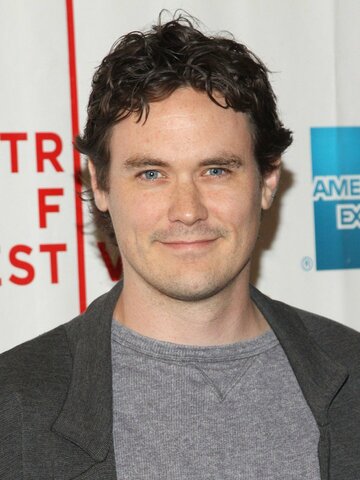 Gabriel Olds Headshot