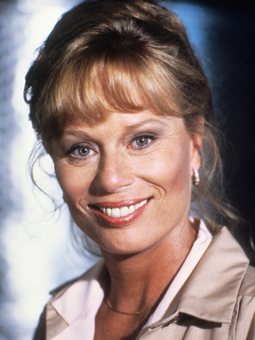Abby Dalton Headshot