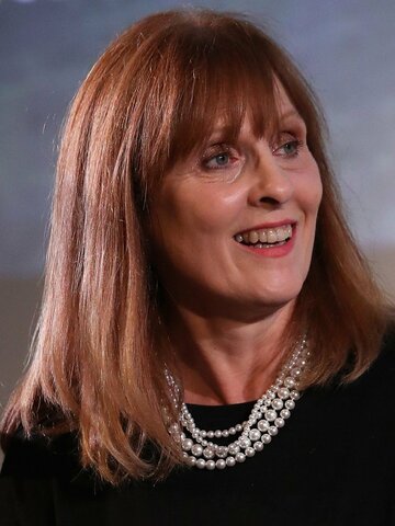 Debbie Horsfield Headshot