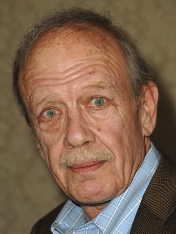 Tom Mankiewicz Headshot