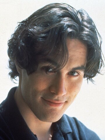 Brandon Lee Headshot