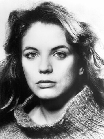 Harley Jane Kozak Headshot