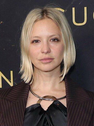 Annabelle Dexter-Jones Headshot