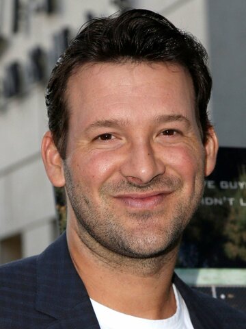 Tony Romo Headshot