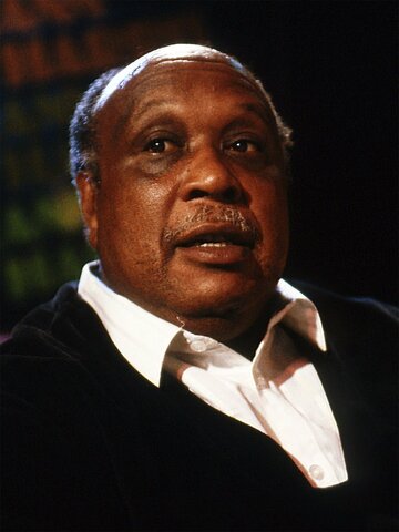 Les McCann Headshot