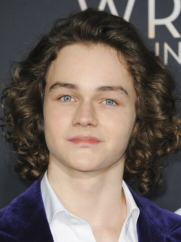 Levi Miller Headshot