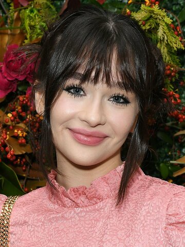 Malina Weissman Headshot