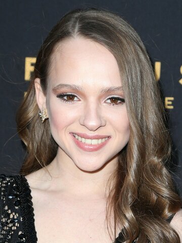 Shira Haas Headshot