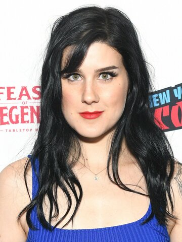 Arryn Zech Headshot