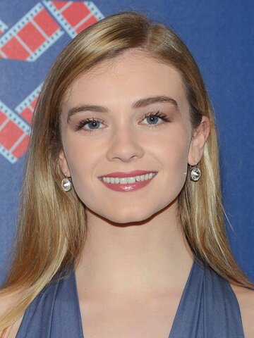 Leah McNamara Headshot