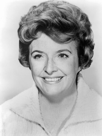 Peggy Cass Headshot