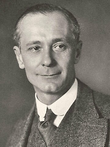 Alfred Abel Headshot